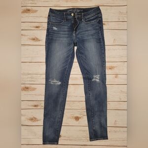 American Eagle Outfitters Woman's Classic Blue Distressed Skinny Jeans